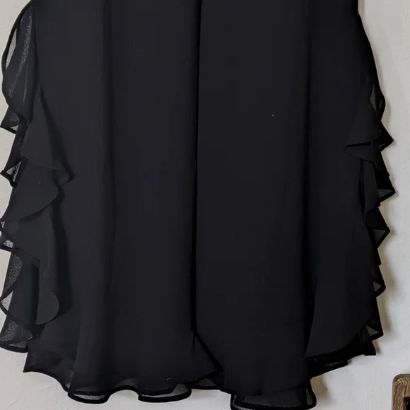 Studio I Ruffle bottom Pants Black size 6 - Picture 6 of 10